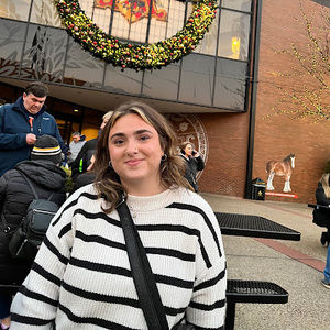 Meet your Posher, Lauren